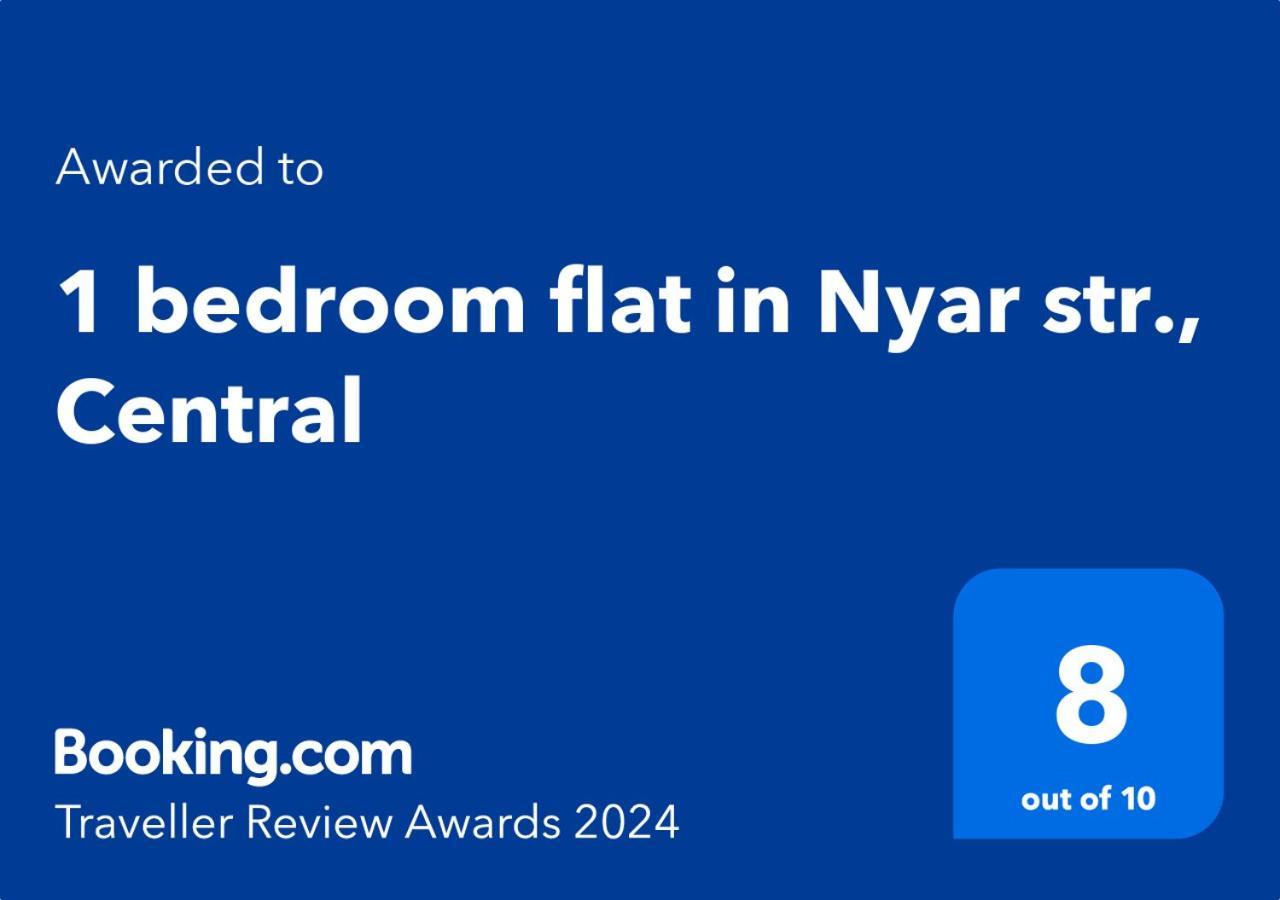 1 Bedroom Flat In Nyar Str., Central Budapest Esterno foto